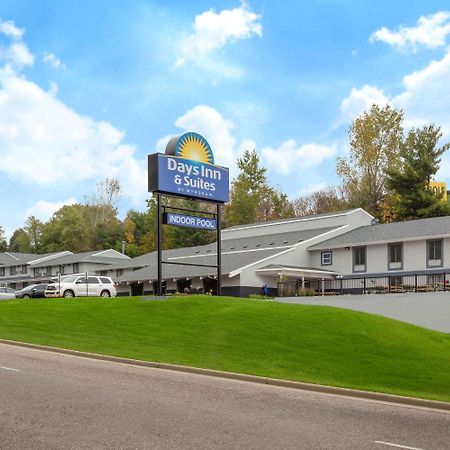 Days Inn & Suites By Wyndham Wisconsin Dells Zewnętrze zdjęcie