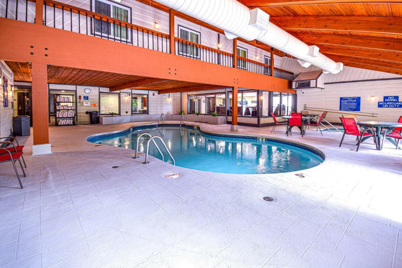 Days Inn & Suites By Wyndham Wisconsin Dells Zewnętrze zdjęcie